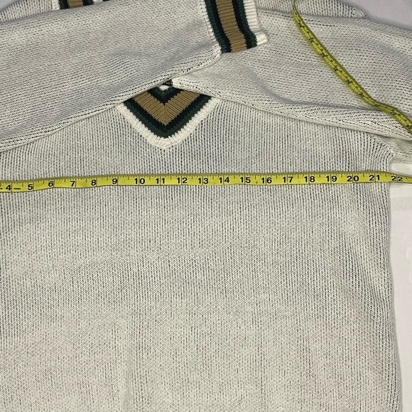Men's PacSun White and Green V-Neck Sweater size Small - Picture 3 of 6